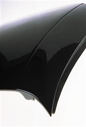 Micro Compact Cars (MCC), a European auto manufacturer has selected GE Plastics’ new LEXAN® SLX film for the hard top cover application of its new Smart Roadster-Coupe. The body panels on the both the new Smart Roadster and Smart Roadster-Coupe also use molded-in-color and impact-resistant XENOY® resin from GE Plastics.
 