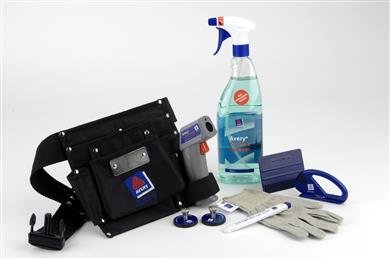 Desde hace algunos años, Avery Dennison Graphics & Reflective Products viene ofreciendo a los aplicadores profesionales de gráficos la oportunidad de usar una selección de herramientas especialmente diseñadas para proporcionar buenos resultados al instalar -- y remover -- películas Avery Graphics. Ahora, está reuniendo una completa 'caja de herramientas' a base de elementos que complementan su ya acreditada espátula Avery Squeegee Pro y otros conocidos artículos, como la cuchilla, los guantes aplicadores y el spray de preparación de superficies.