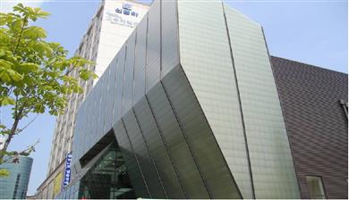 Apartment Building Built by Taeyoung Construction Company>