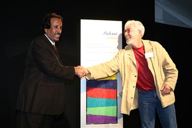 His Highness Prince Saud bin Abdullah bin Thenayan Al-Saud, Chairman of the Board of SABIC and Louis Ufkes, employee with the longest years of service at the Bergen op Zoom site of SABIC Innovative Plastics, unveil together a monument to inaugurate the new company name in Bergen op Zoom and shake hands.