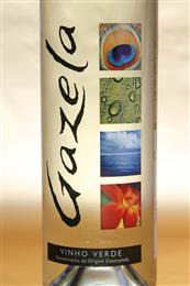 Vox's specialism in wine labelling makes the Fasson wine labelstocks a particularly attractive stock item for high-value bottle.