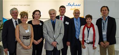From left to right: Gaetano Lampugnani (SABIC), Rossella Bianco (SABIC), Mary McCarthy (SABIC), Prof. Daniele Caretti (AIM), Frank Kuijpers (SABIC), Prof. Giancarlo Galli (EPF 2013), Barbara Brescia (SABIC), Henk Verhoogt (SABIC) (Photo SABIC, PR076)>