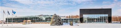 Guardian Industries, a leading supplier of industry-leading commercial, residential and interior glass products, has expanded its global Science and Technology Center (STC) in Carleton, Michigan, USA, demonstrating the company’s latest advanced architectural glass products and innovations. (Photo Guardian Industries Corp., GRDPR001) 