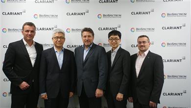 The project team working together for the strategic partnership (from left to right): Stephan Lynen, Head of Regional Business Line Asia BU ICS; Dr. Deok-Hoon Park, CEO of BioSpectrum; Christian Vang, Head of Clariant BU ICS; Dr. Younghyun Kim, Head of Sales and Marketing of BioSpectrum; Guido Appl, Head of Sales & Application Personal Care and Industrial & Home Care Asia-Pacific Region. (Photo: Clariant)