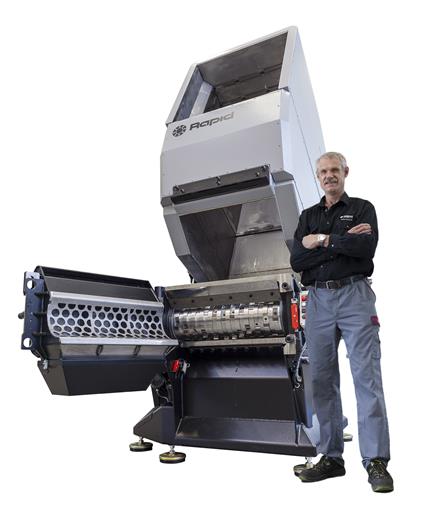 Raptor 800 – One of the “Open Hearted” shredders from Rapid new shredder series. (Photo: Rapid Granulator, PR042)