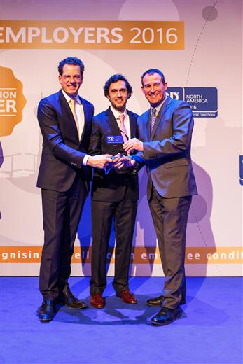 From left to right: David Plink CEO Top Employers Institute, Eduardo Perez-Cejuela, Sr Director HR Europe and Mark Williams, Vice President Europe.