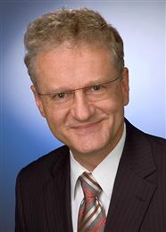 Dr. Peter Kuhm, Business Director Surface Technologies, Henkel. 
(Photo: Henkel, PR046)