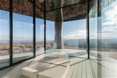 „La Casa del Desierto“, das Projekt von Guardian Glass, das einen Innenraum in völliger Harmonie mit der Natur erschafft.
(Foto Guardian Glass LLC, © Gonzalo Botet, GRDPR149)