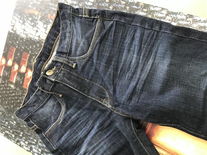 The new Diresul® Smartdenim Blue, a liquid sulfur blue dye designed to mimic indigo’s behavior, here applied using Archroma’s Advanced Denim technology. (Photo: Archroma)