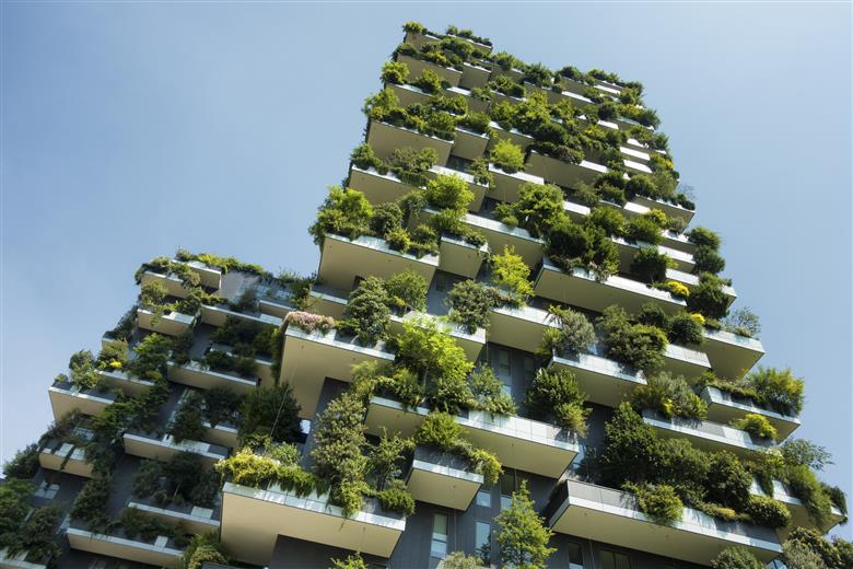 DSM Resins and Functional Materials unveils ambitious sustainability targets in Coating Resins. (Photo: DSM Resins & Functional Materials: DSMREPR011)

