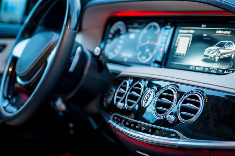 ABS/PC-Galvanomaterialien mit hoher Fließfähigkeit für anspruchsvolle Innenraumbauteile der Automobilindustrie und neues Galvanomaterial für den US-Markt.
(Foto: ELIX Polymers, PR054)