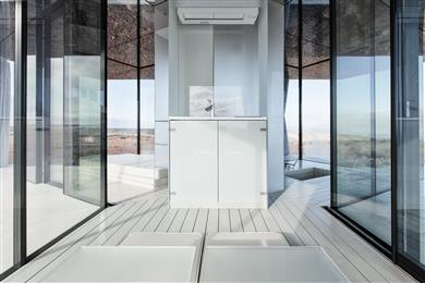 “La Casa del Desierto”, by Guardian® Glass. Photo Gonzalo Botet for Guardian Glass. All rights reserved.