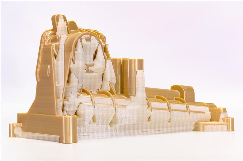 Automotive oil pump printed with SABIC’s ULTEM™ AM9085F filament and new AMS31F support filament. 