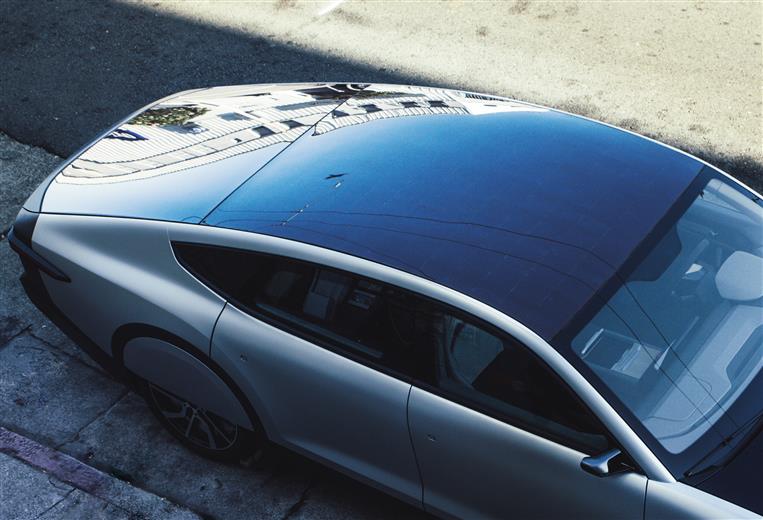 DSM and Lightyear join forces to scale the commercialization of integrated solar roofs for the electric vehicle market.
(Photo: Lightyear: DSMMTPR015)