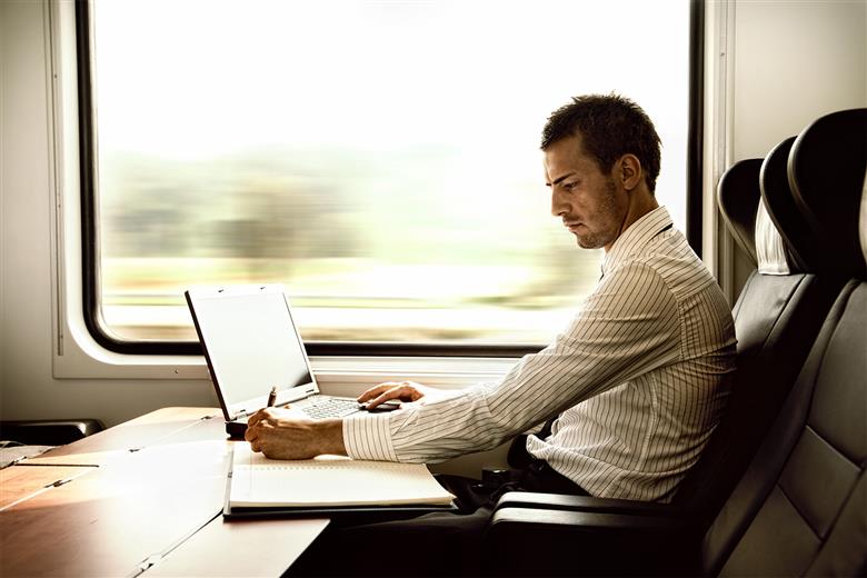 Staying connected: TE launches a virtual series on the future of data connectivity systems. 
(Source: TE Connectivity, PR430)