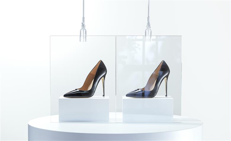 Guardian Glass introduces Clarity™ Neutral: anti-reflective, neutral-looking glass that’s clearer than ever before.
(Photo Guardian Glass, LLC, GRDPR197)
