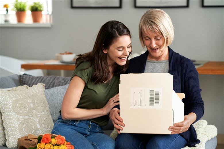 Mądrość w opakowaniu: unboxing piątego dorocznego raportu Mondi eCommerce.
(Zdjęcie: Mondi, PR277)