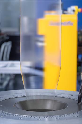 PFAS-free AddWorks PPA delivers efficient shark skin control for best-in-class film properties. 
© Clariant 